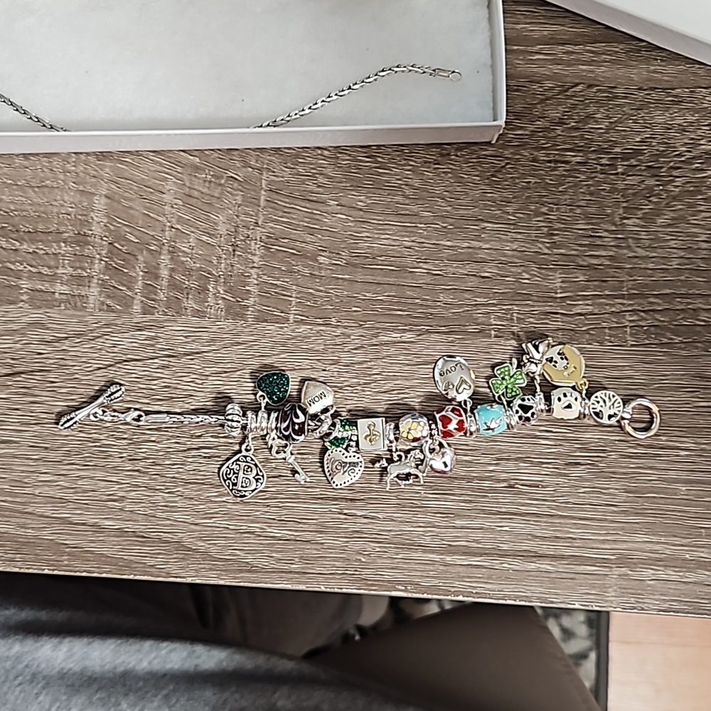 DaVinci Charm Toggle Bracelet